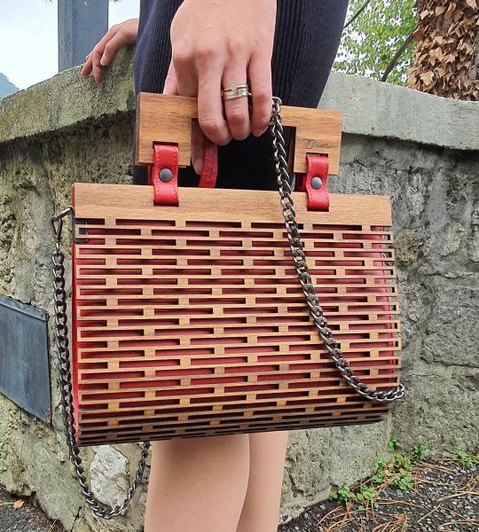 Leonora S Red